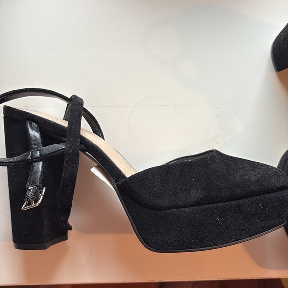 vince camuto heels - Picture 2 of 5